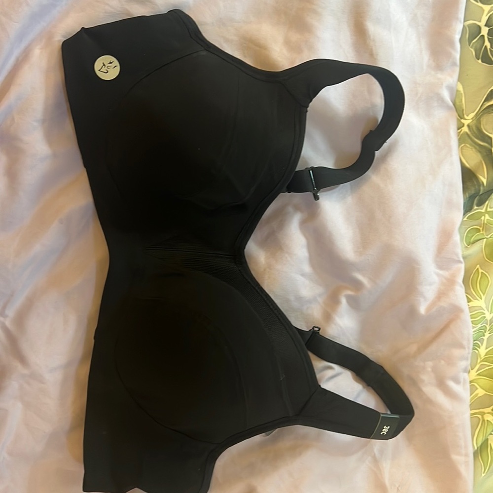 Sports Bra 38C